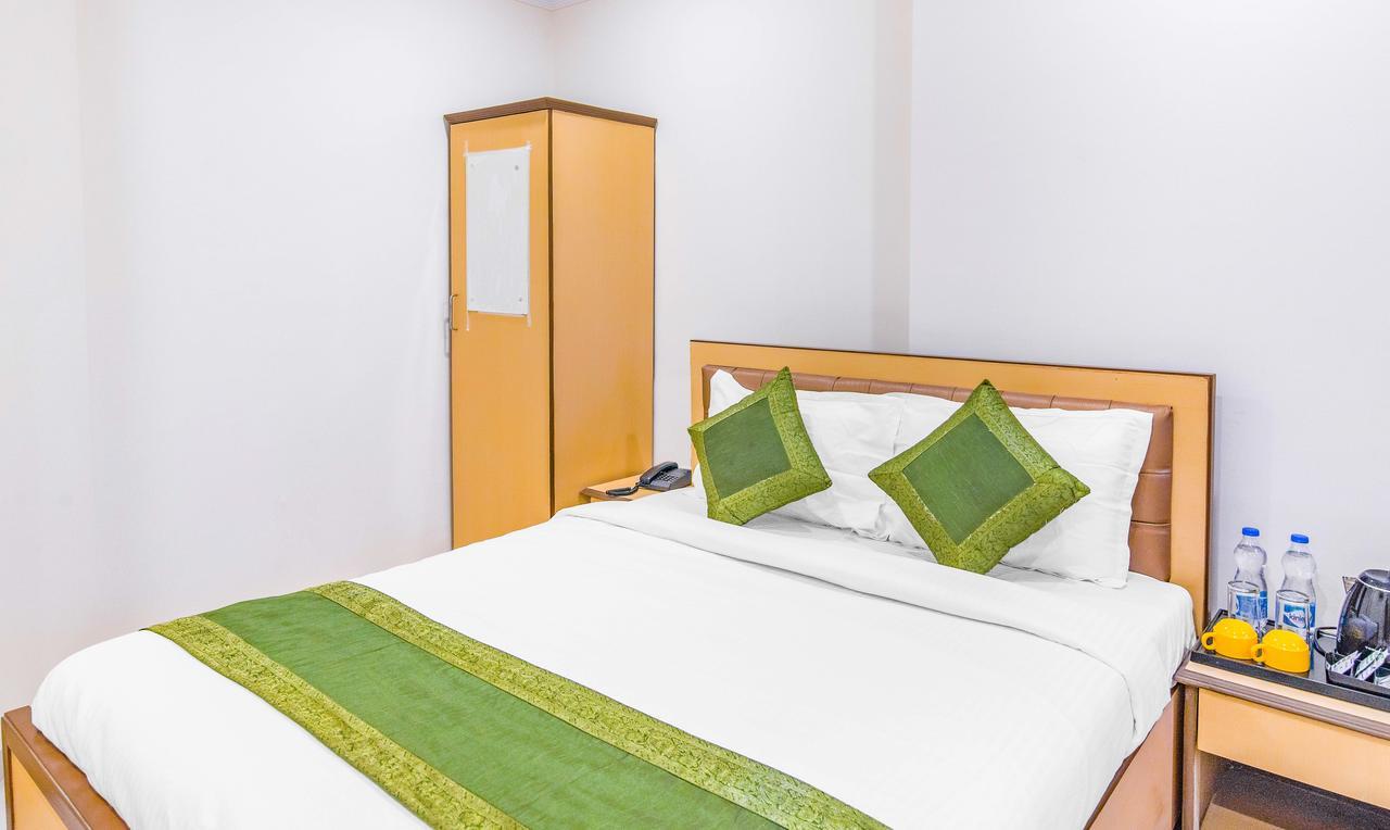 Treebo Orbit Inn Mumbai  Buitenkant foto