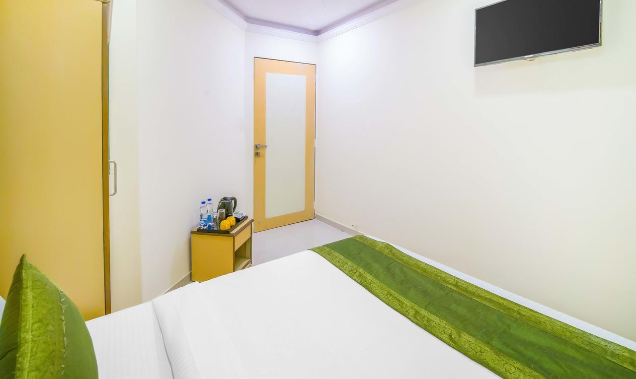 Treebo Orbit Inn Mumbai  Buitenkant foto