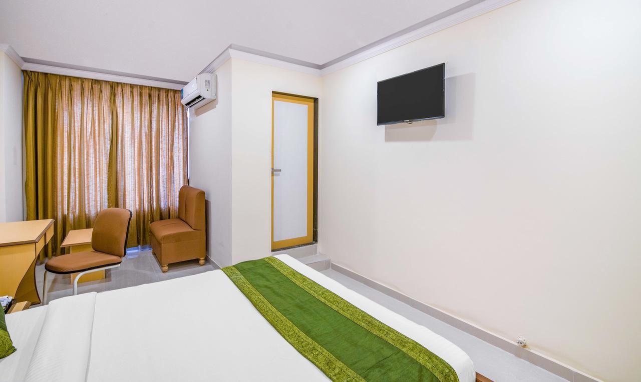 Treebo Orbit Inn Mumbai  Buitenkant foto